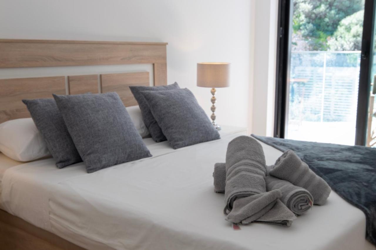 Brand New Luxury 1 Bed 2 Bath Apartment - Spa & Pool Gibraltar Exterior photo