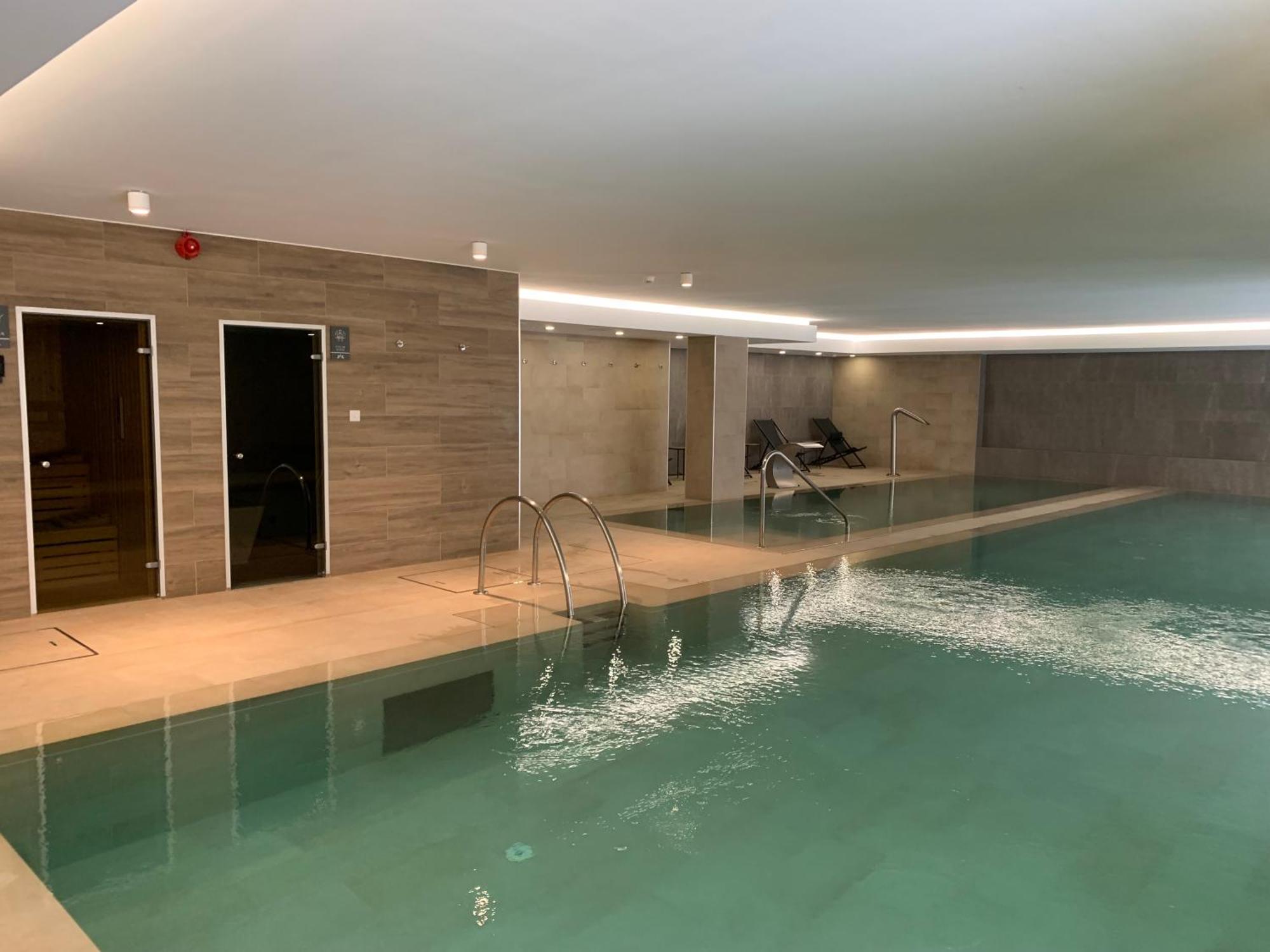 Brand New Luxury 1 Bed 2 Bath Apartment - Spa & Pool Gibraltar Exterior photo